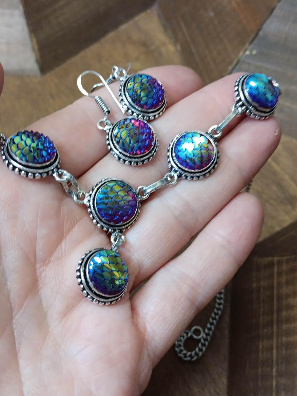 Silver-tone Multicolor Mermaid Scale Necklace and Earrings Set - Picture 4 of 4